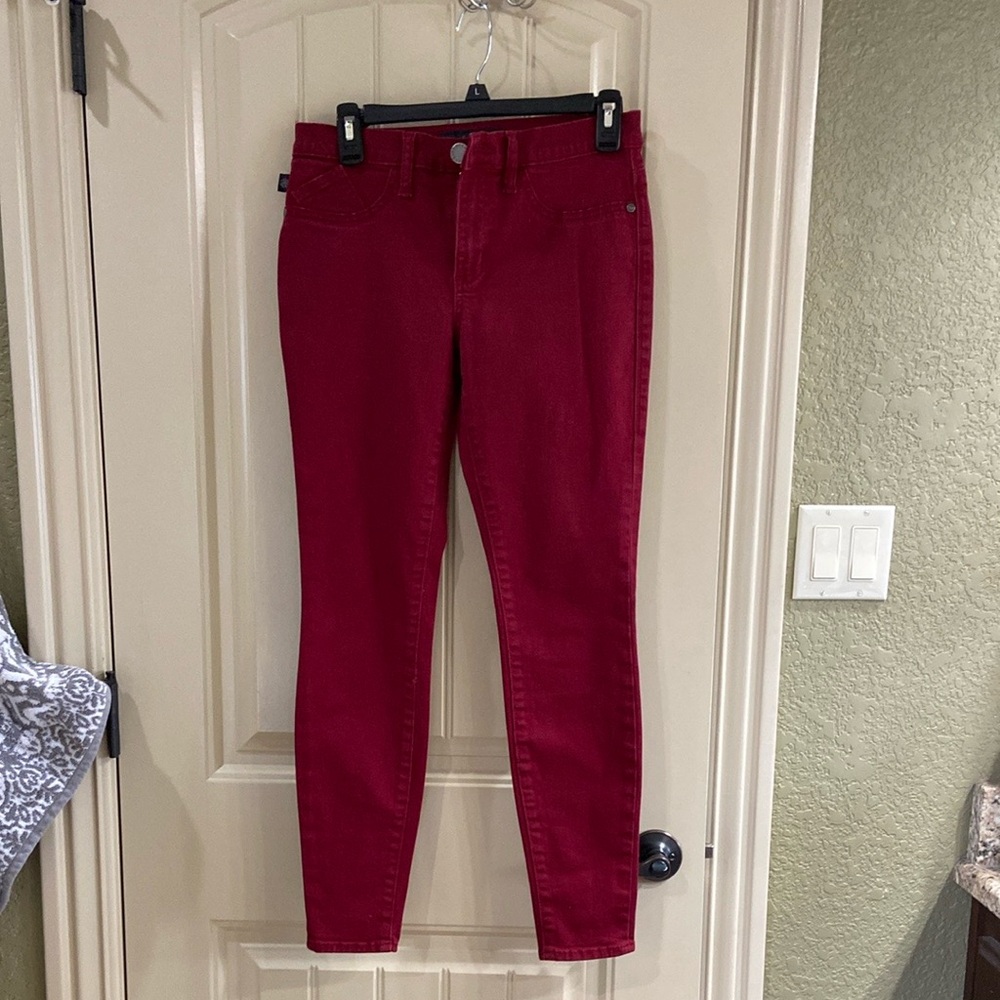 Skinny Jeans by Rock & Republic Brand.  EUC!